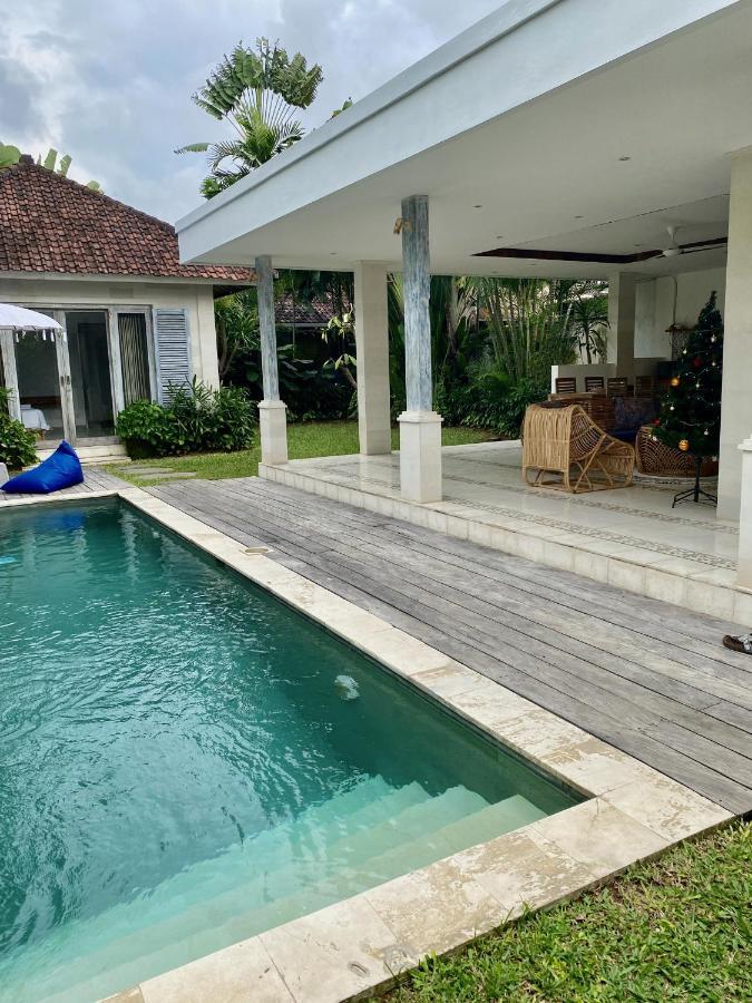 Villa Biru - 500M Batubelig Beach Canggu  Exterior photo