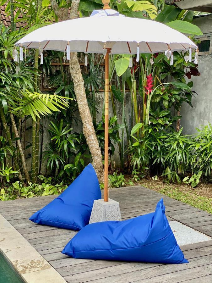 Villa Biru - 500M Batubelig Beach Canggu  Exterior photo